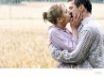 Tapety na plochu - Kissing in the field
