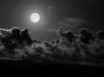 Tapety na plochu - Greyscale moon